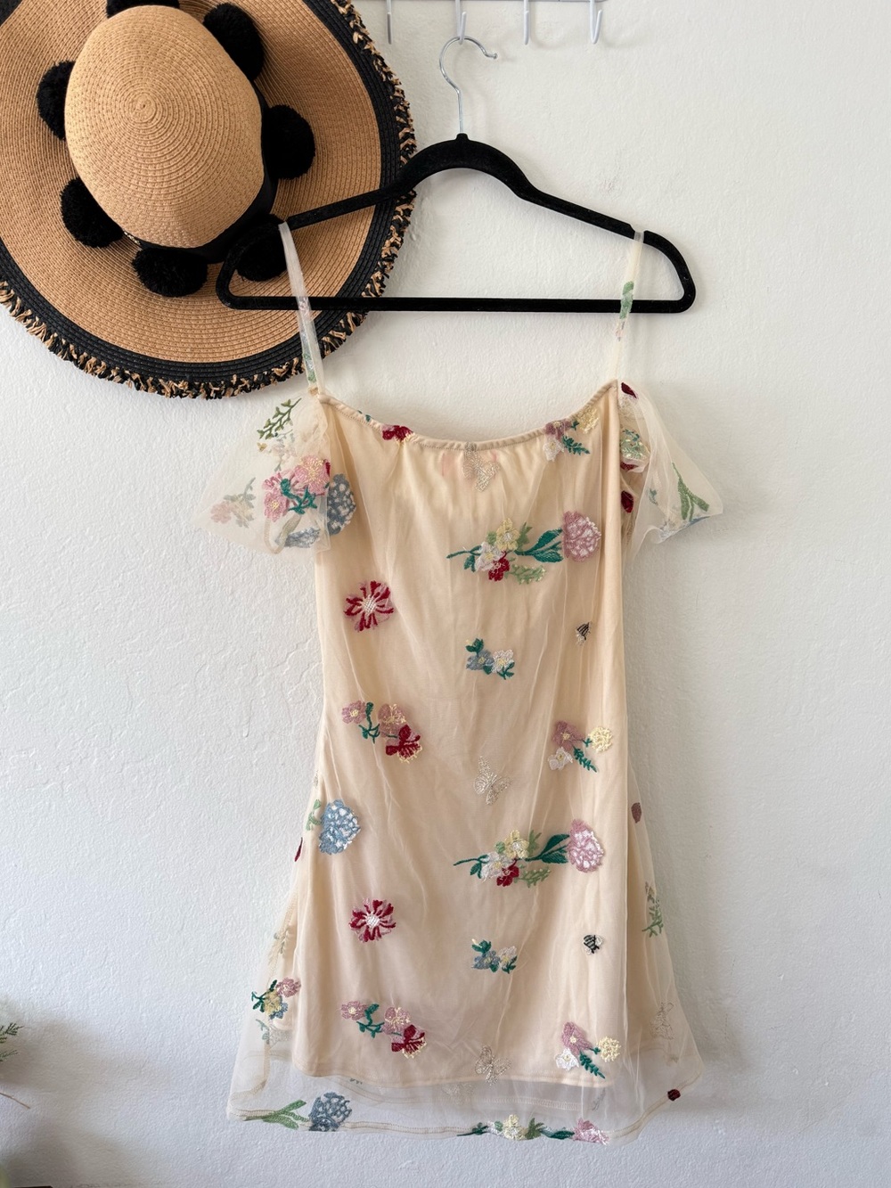 Dolls Kill Sugar Thrillz Feels Like Paradise Floral Mini Dress Size Medium - Picture 4 of 16
